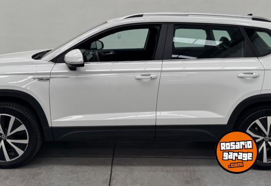 Autos - Volkswagen Taos Highline 2022 Nafta 40000Km - En Venta