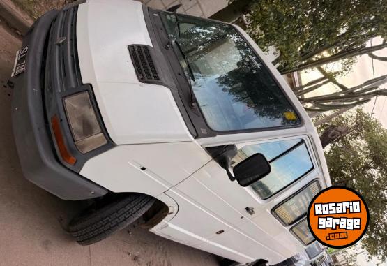 Utilitarios - Renault Trafic 13T 2.1D 1994 Diesel 200000Km - En Venta