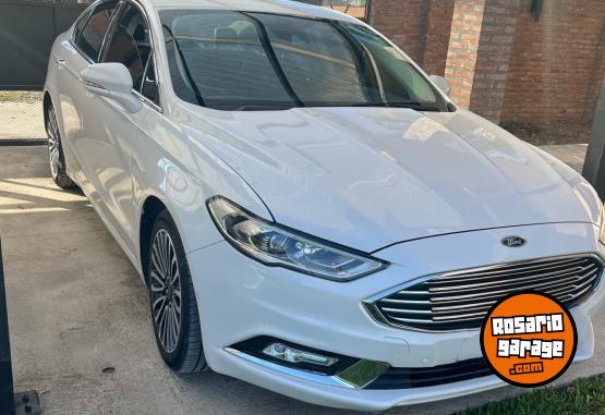 Autos - Ford Mondeo titanium 2018 Nafta 100000Km - En Venta