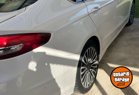 Autos - Ford Mondeo titanium 2018 Nafta 100000Km - En Venta