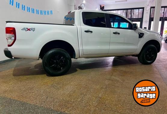 Camionetas - Ford Ranger xls 2013 Diesel 151000Km - En Venta