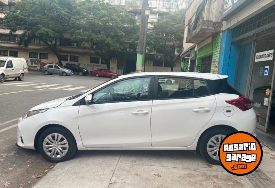 Autos - Toyota Yaris XS CVT 2025 Nafta 45000Km - En Venta