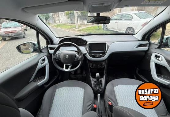 Autos - Peugeot 208 1.6 TOUCHSCREEN 2016 Nafta - En Venta
