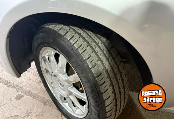 Autos - Renault Sandero 1.6 Privilege 2014 GNC 169000Km - En Venta