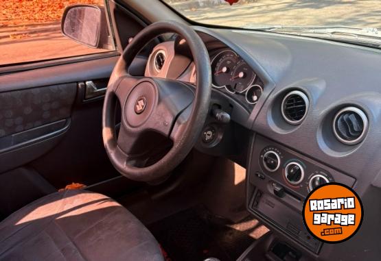 Autos - Chevrolet Fun,corsa, celta,palio 2007 GNC 215000Km - En Venta