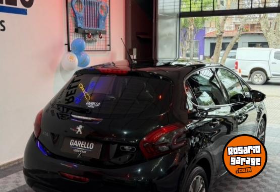 Autos - Peugeot 208 1.6 Feline 2016 Nafta 84000Km - En Venta