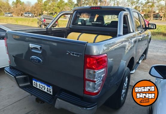Camionetas - Ford Ranger XLT 4x2 manual 2017 GNC 190000Km - En Venta