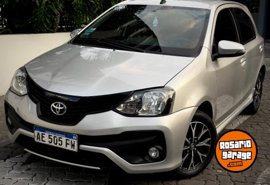 Autos - Toyota ETIOS XLS 2020 Nafta 48000Km - En Venta