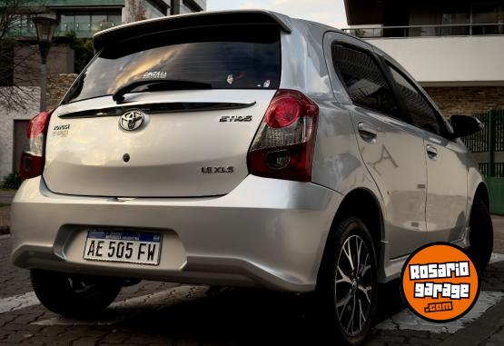 Autos - Toyota ETIOS XLS 2020 Nafta 48000Km - En Venta