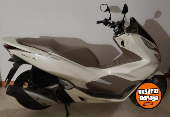 Motos - Honda PCX 2019 Nafta 27000Km - En Venta
