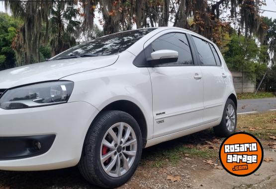 Autos - Volkswagen Fox highline 2014 Nafta 108000Km - En Venta