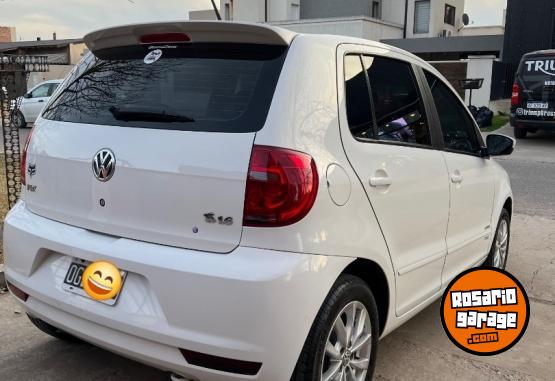 Autos - Volkswagen Fox highline 2014 Nafta 108000Km - En Venta