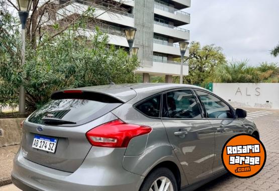 Autos - Ford FOCUS 2017 Nafta 140000Km - En Venta