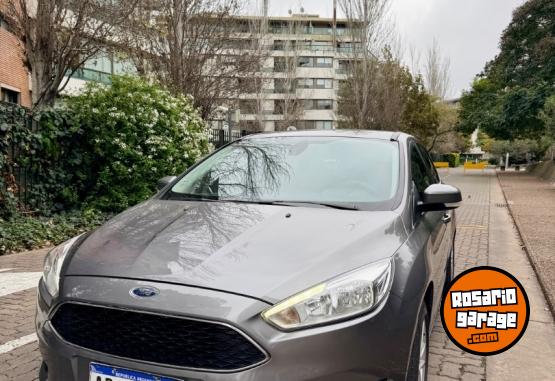 Autos - Ford FOCUS 2017 Nafta 140000Km - En Venta