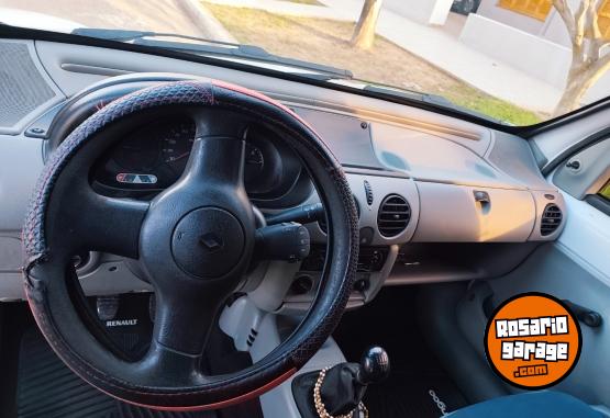 Utilitarios - Renault Kangoo 2011 GNC 270000Km - En Venta
