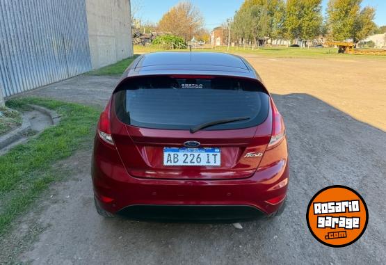 Autos - Ford Fiesta 2017 Nafta 130000Km - En Venta