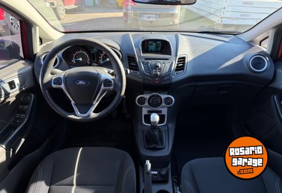 Autos - Ford Fiesta 2017 Nafta 130000Km - En Venta