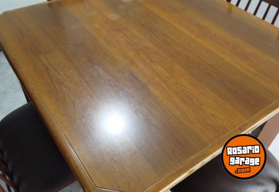 Hogar - Juego de mesa y sillas - En Venta