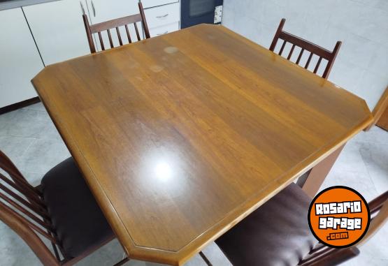 Hogar - Juego de mesa y sillas - En Venta