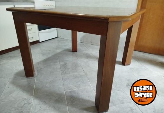 Hogar - Juego de mesa y sillas - En Venta