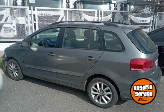 Autos - Volkswagen Suran 2015 GNC 130000Km - En Venta