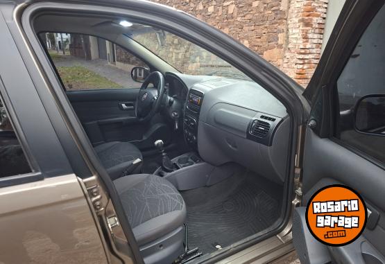 Autos - Fiat Siena 1.4 EL 2014 Nafta 116000Km - En Venta