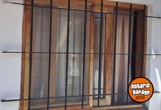 Hogar - Ventana corrediza de cedro - En Venta