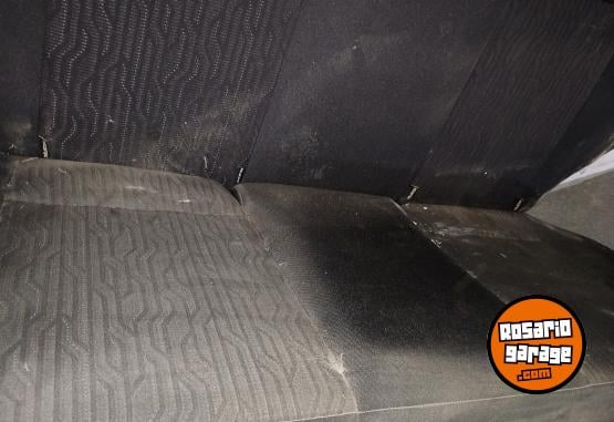 Accesorios para Autos - Asiento Cronos trasero - En Venta
