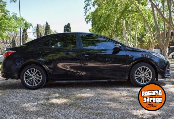 Autos - Toyota Corolla 2019 GNC 85000Km - En Venta