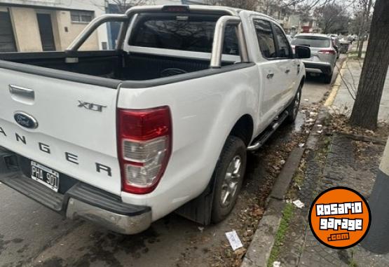 Camionetas - Ford Ranger XLT 4x2 3.2 2015 Diesel 201000Km - En Venta