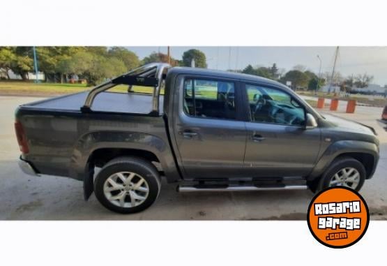 Camionetas - Volkswagen AMAROK V6 3.0 HIGH 2021 Diesel 94000Km - En Venta