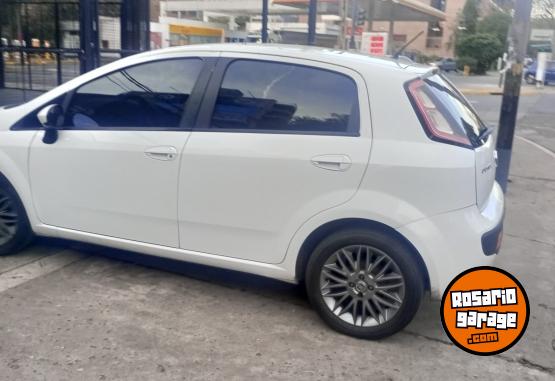 Autos - Fiat Punto Atractive 2014 GNC 104000Km - En Venta