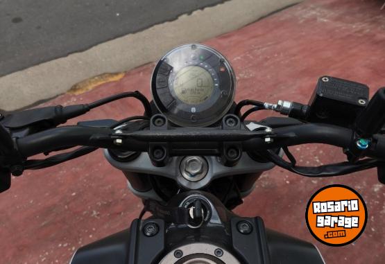 Motos - Husqvarna Svartpilen 200 2021 Nafta 14234Km - En Venta