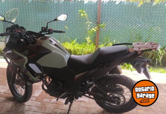 Motos - Kawasaki Versys 300 2023 Nafta 10350Km - En Venta
