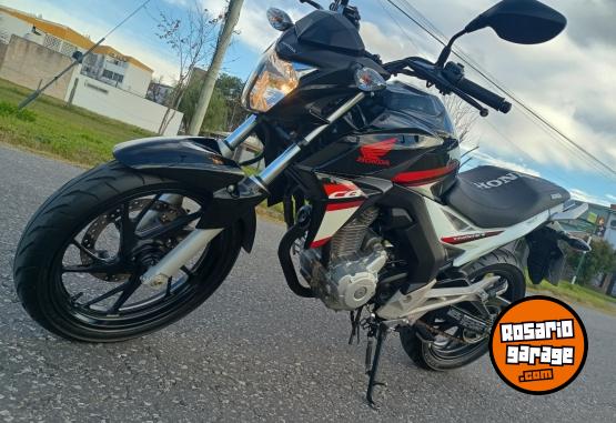 Motos - Honda Twister 2020 Nafta 23500Km - En Venta