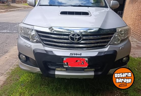 Camionetas - Toyota SW4 AT 2011 Diesel 249000Km - En Venta