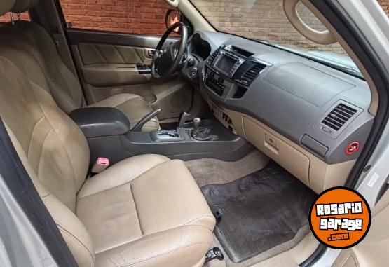 Camionetas - Toyota SW4 AT 2011 Diesel 249000Km - En Venta