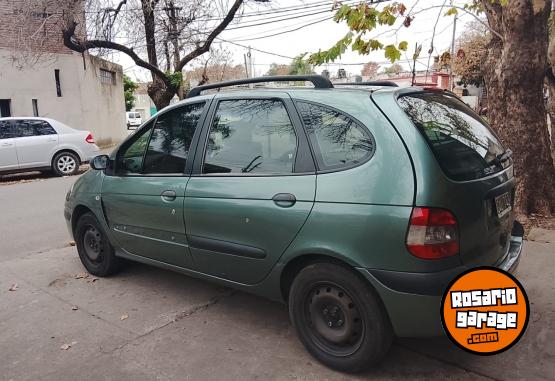 Autos - Renault Scenic 2007 Diesel 250000Km - En Venta