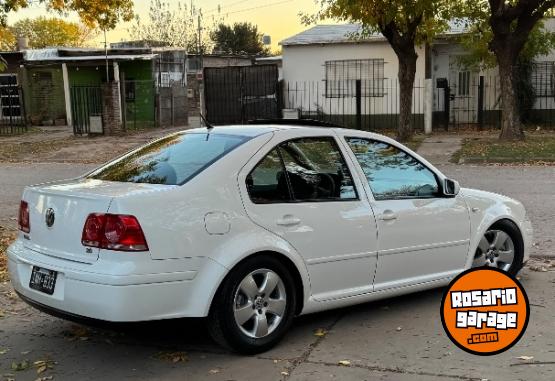 Autos - Volkswagen Bora 2010 Nafta 150000Km - En Venta