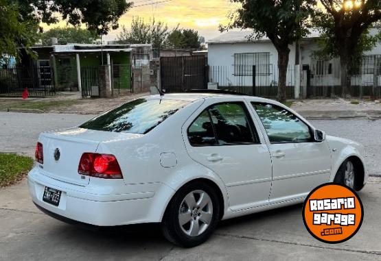 Autos - Volkswagen Bora 2010 Nafta 150000Km - En Venta
