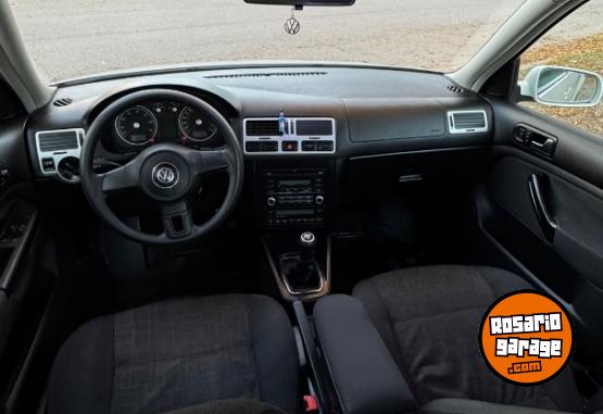 Autos - Volkswagen Bora 2010 Nafta 150000Km - En Venta