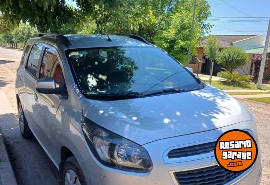 Autos - Chevrolet Spin 2015 GNC 180000Km - En Venta