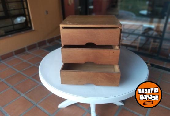 Hogar - Cajonera de tres cajones - En Venta