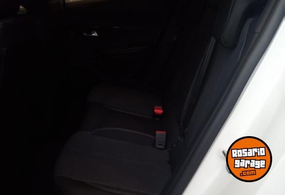 Autos - Peugeot 2008 ACTIVE 2026 Nafta 0Km - En Venta
