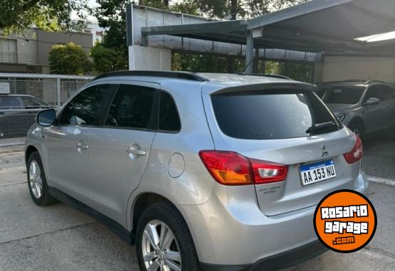 Camionetas - Mitsubishi Outlander Sport 2.0 4x4 A 2014 Nafta 186000Km - En Venta