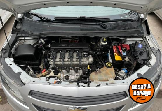Autos - Chevrolet ONIX JOY 2019 Nafta 121000Km - En Venta