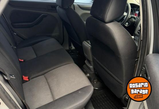 Autos - Ford FOCUS SE 2.0 MT 2012 Nafta 161000Km - En Venta