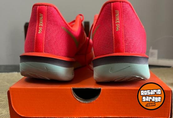Indumentaria - ZAPATILLAS NIKE Air Zoom Rival FLY 4 - En Venta