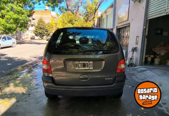 Autos - Renault Senic 2010 Nafta 150000Km - En Venta
