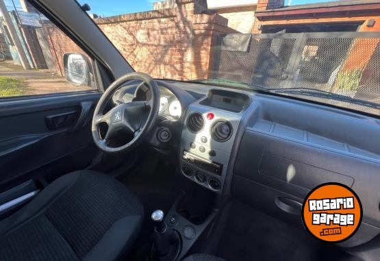 Utilitarios - Peugeot Partner confort 1.6 2017 Nafta 115900Km - En Venta